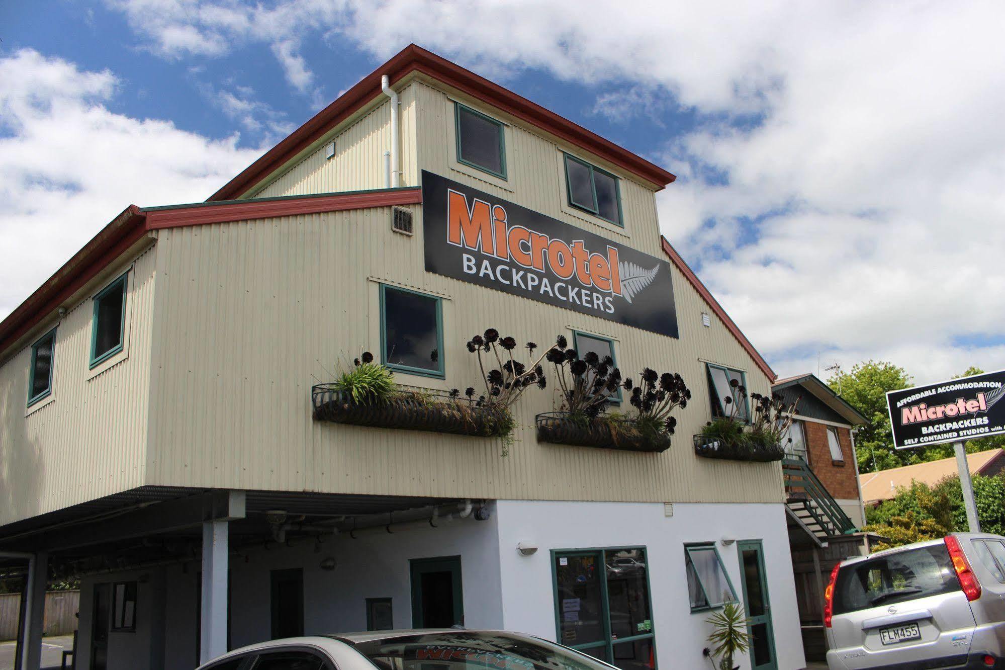 Microtel Lodge Hamilton Exterior photo